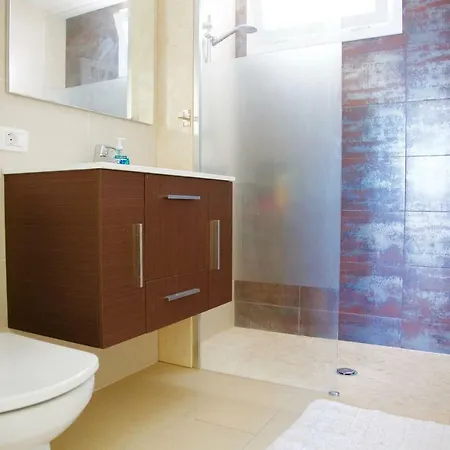 Fantastico Apartamento Con Terraza Soleada Y Wifi Gratis لوس رياليخوس